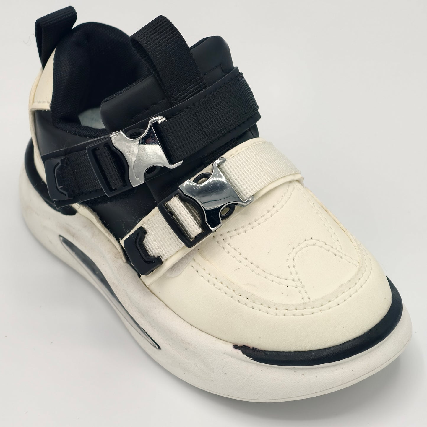 Vingo shoe