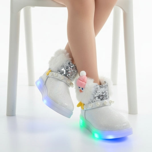 double eyes cap shoe