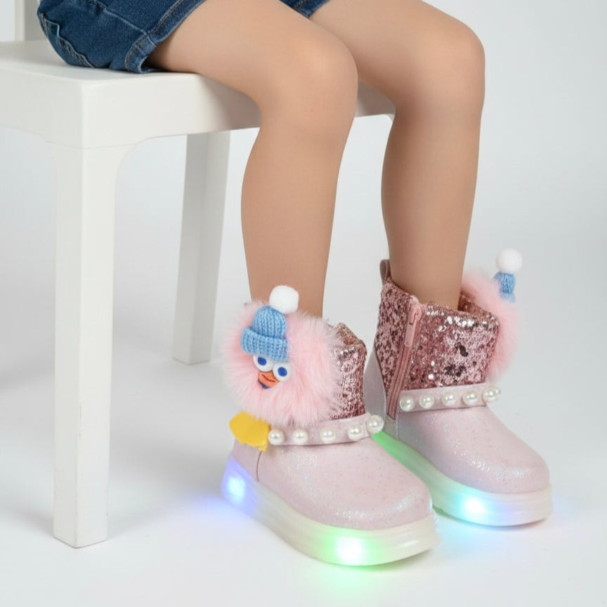 double eyes cap shoe