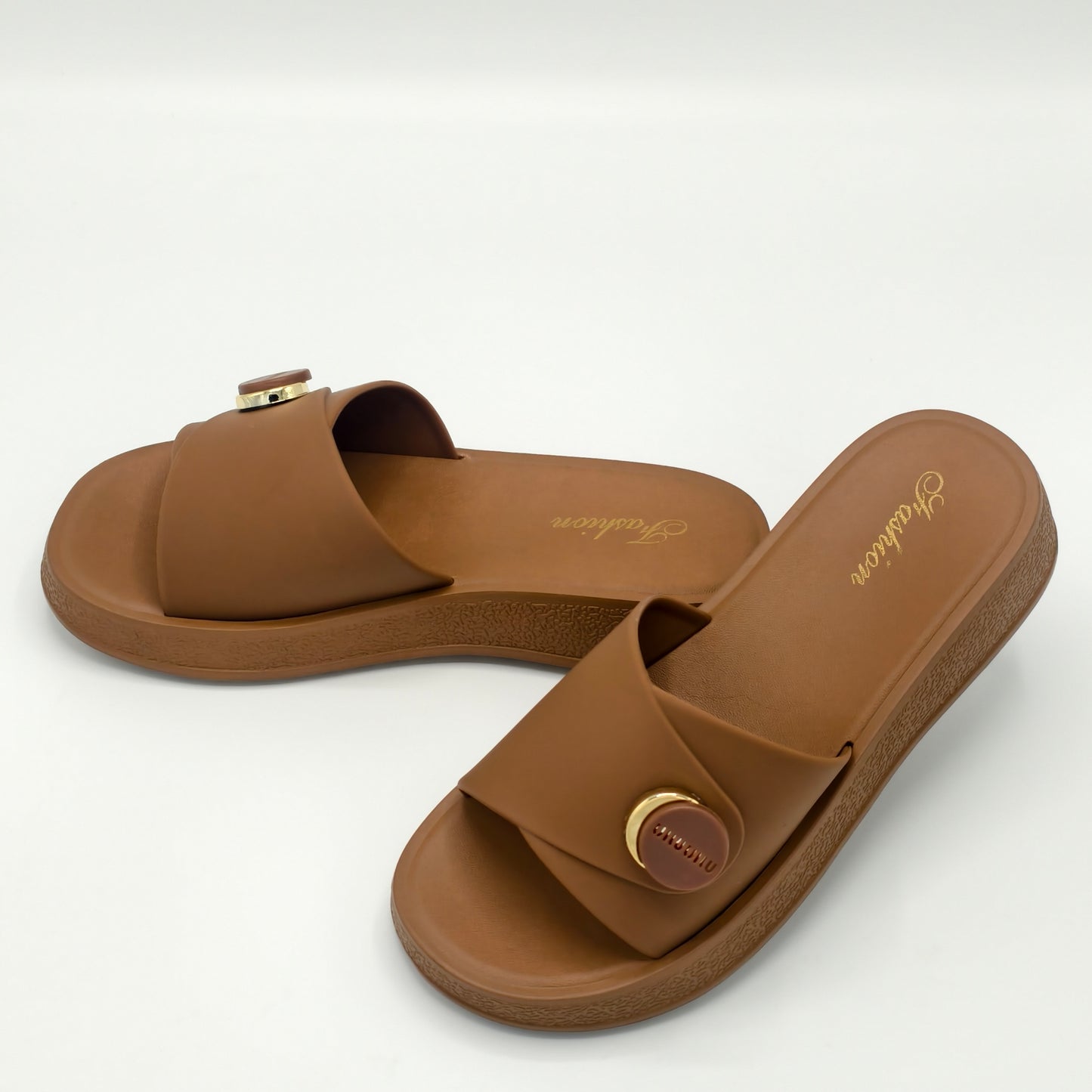 women fashion salippers