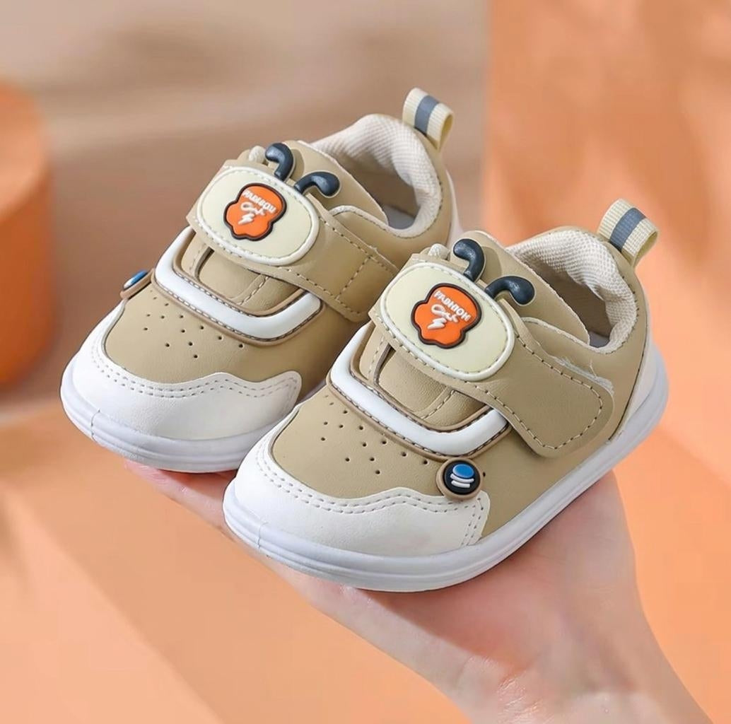 Fashion Wing Shoe