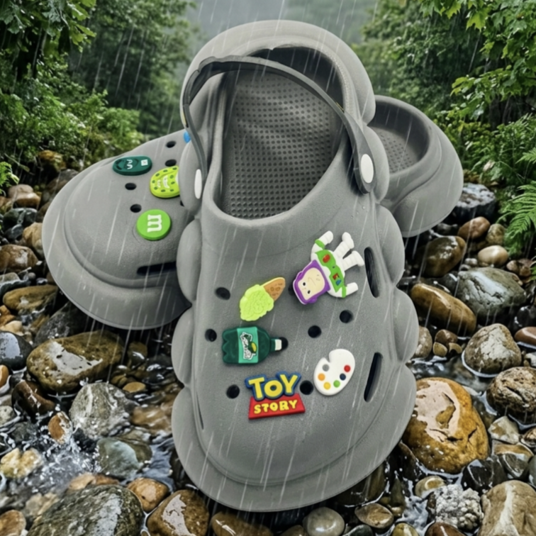 extra space soft crocs