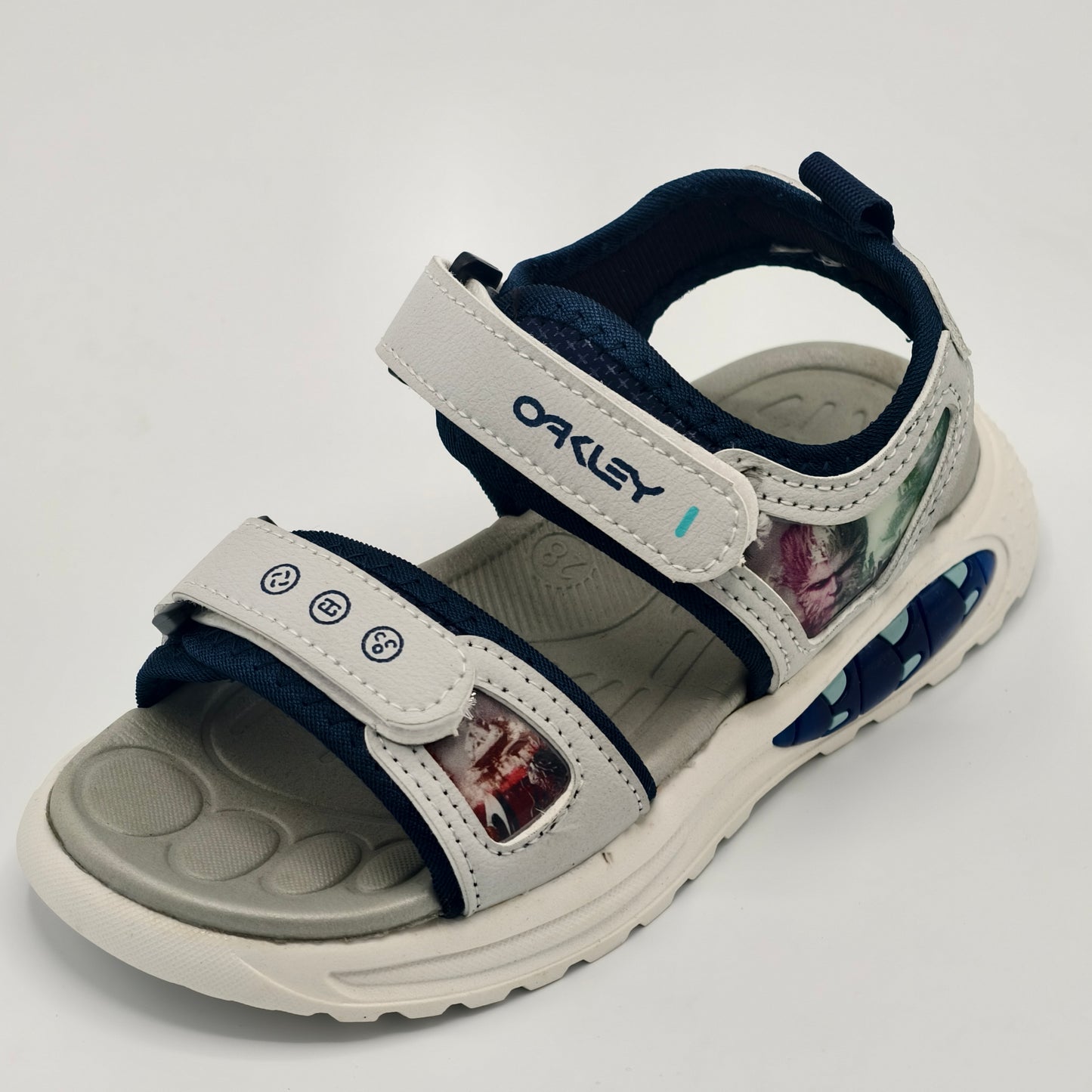 Movie-Lay sandle