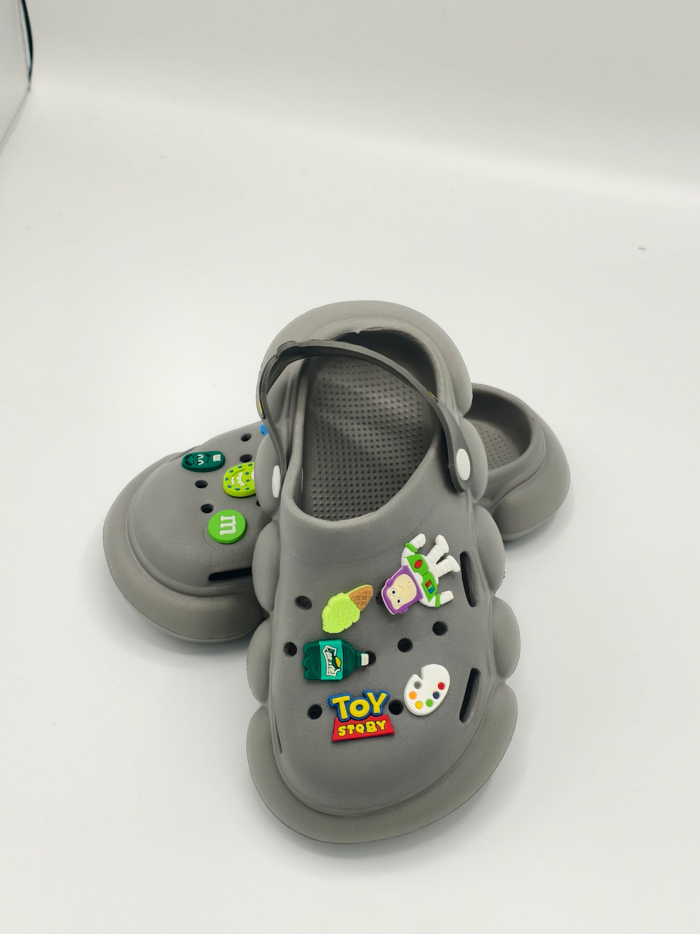 extra space soft crocs